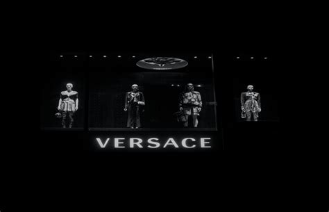 versace stocks